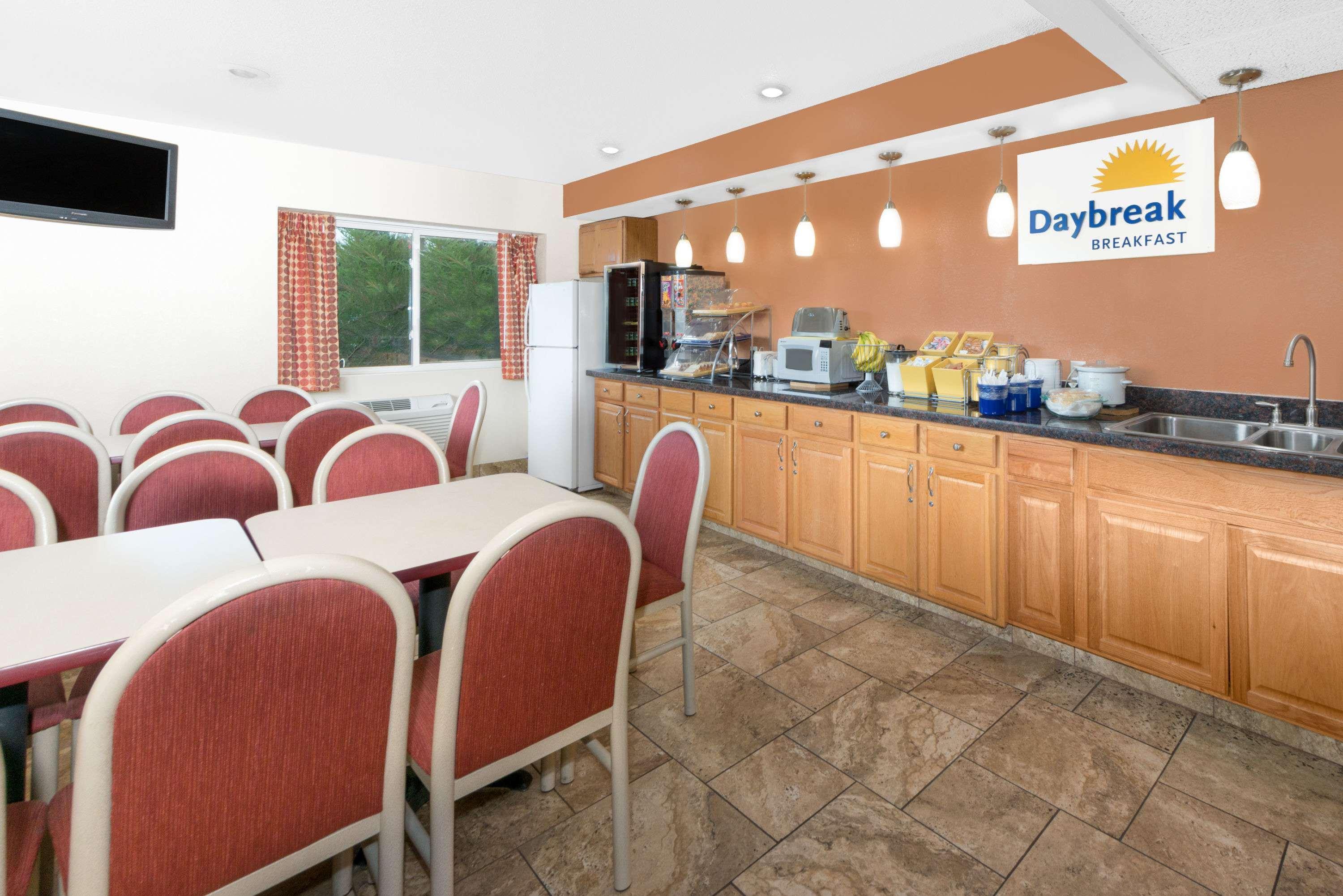 Days Inn By Wyndham Ames Zewnętrze zdjęcie