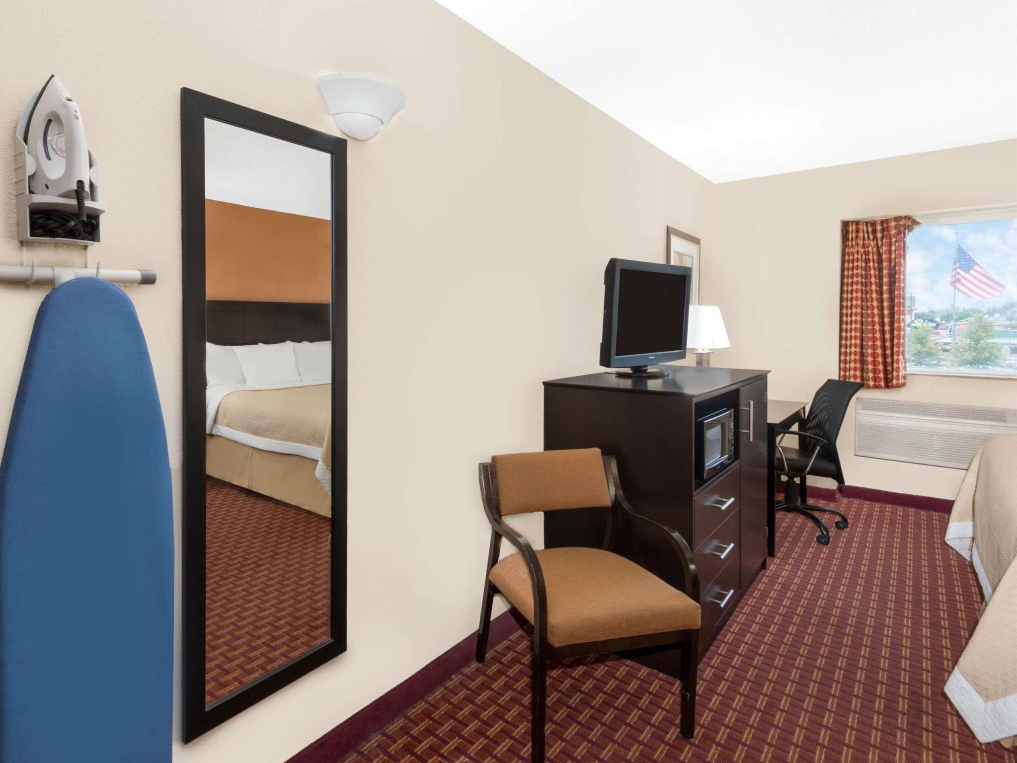 Days Inn By Wyndham Ames Zewnętrze zdjęcie